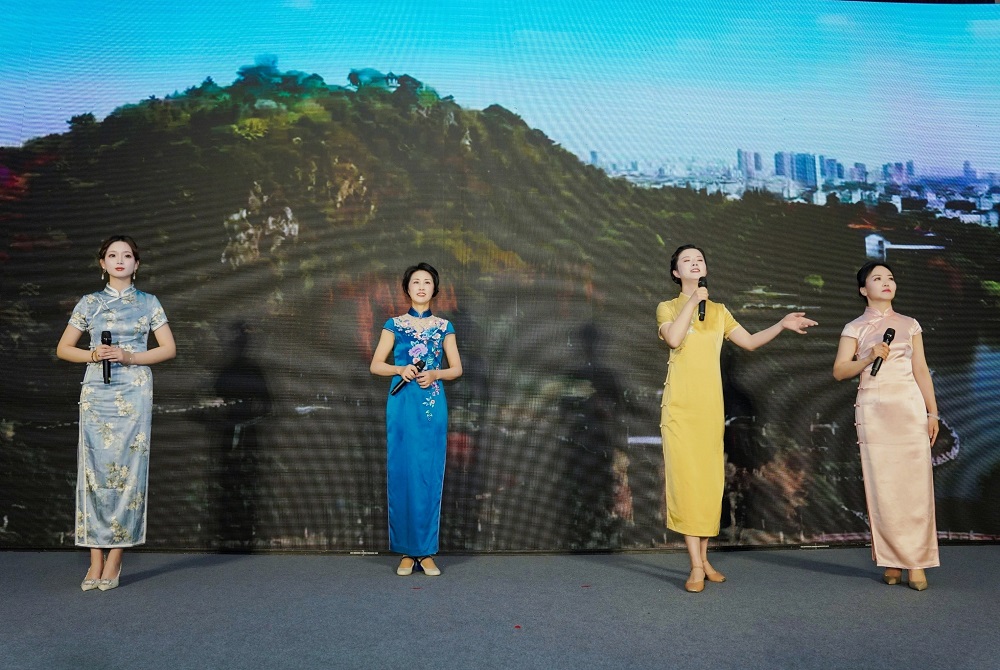 1706516598742553.jpg 四美.jpg